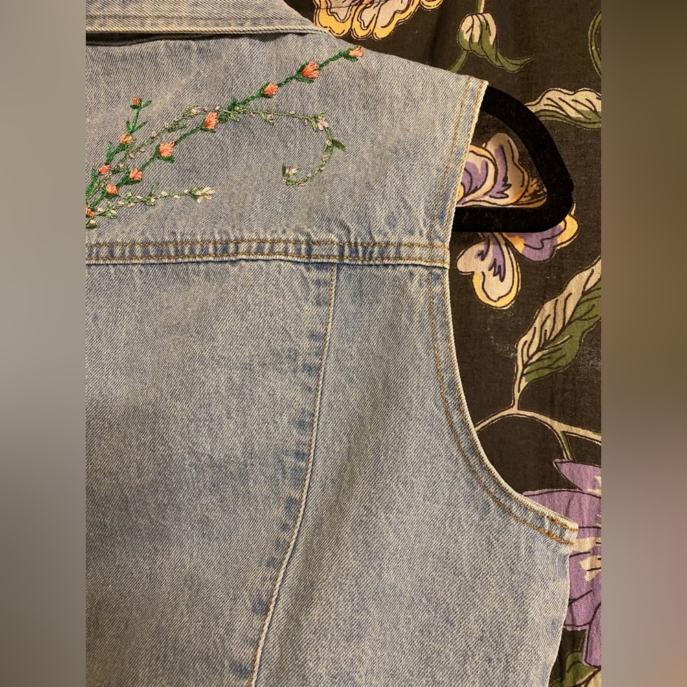 Faded Glory - Denim Vest - Picture 7 of 9